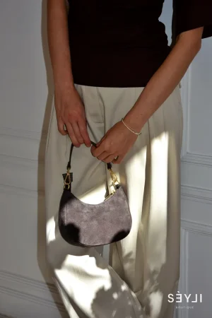 Barna velúr mini moon bag